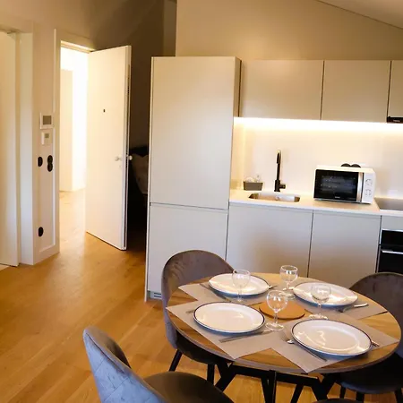 Fernandes Tomas 797 Appartement *