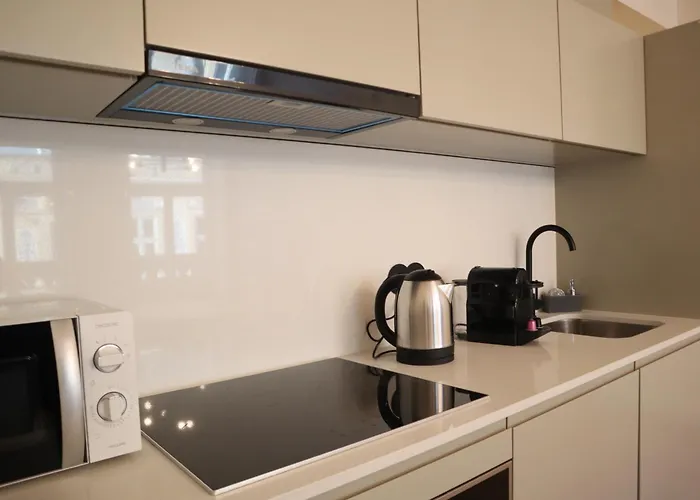 Fernandes Tomas 797 * Porto