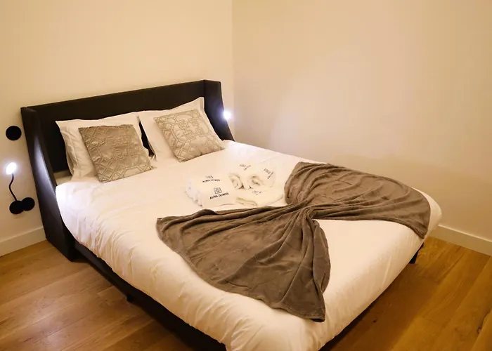 Apartamento Fernandes Tomás 797 *